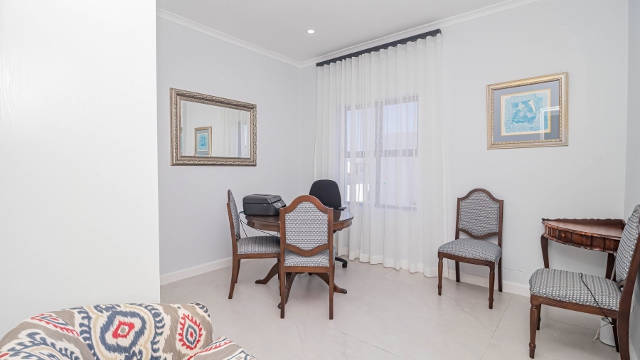 4 Bedroom Property for Sale in Sandown Western Cape